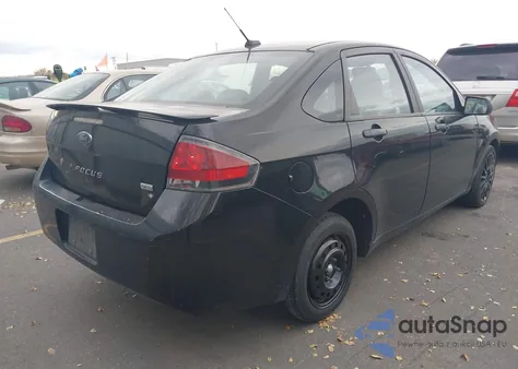 2010 Ford Focus Ses z USA, uszkodzony, nr VIN 1FAHP3GN3AW270975